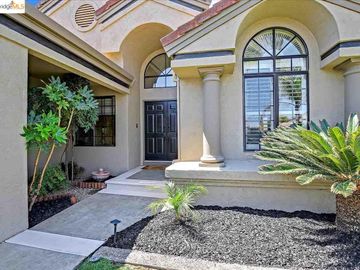 5330 Emerald Ct, Discovery Bay, CA | Discovery Bay Country Club. Photo 3 of 40