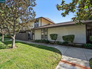 5444 Roundtree Ct #C, Concord, CA, 94521 Townhouse. Photo 2 of 31