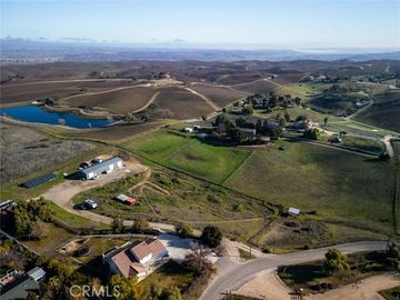 5515 Forked Horn Pl, Paso Robles, CA | . Photo 4 of 58