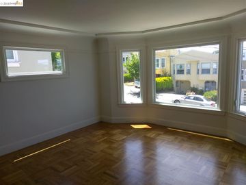 570 Bright St, San Francisco, CA | Merced Heights. Photo 5 of 24