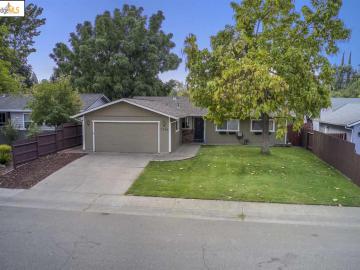7724 Spring Valley Ave, Citrus Heights, CA | . Photo 5 of 24