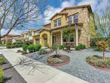 875 Bond Ln, Brentwood, CA | Brentwood. Photo 2 of 59