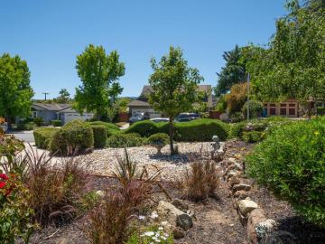 927 Castle Hill Rd, Redwood City, CA | . Photo 3 of 27